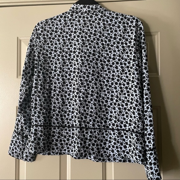 H&M silk blouse with floral print - Picture 3 of 4